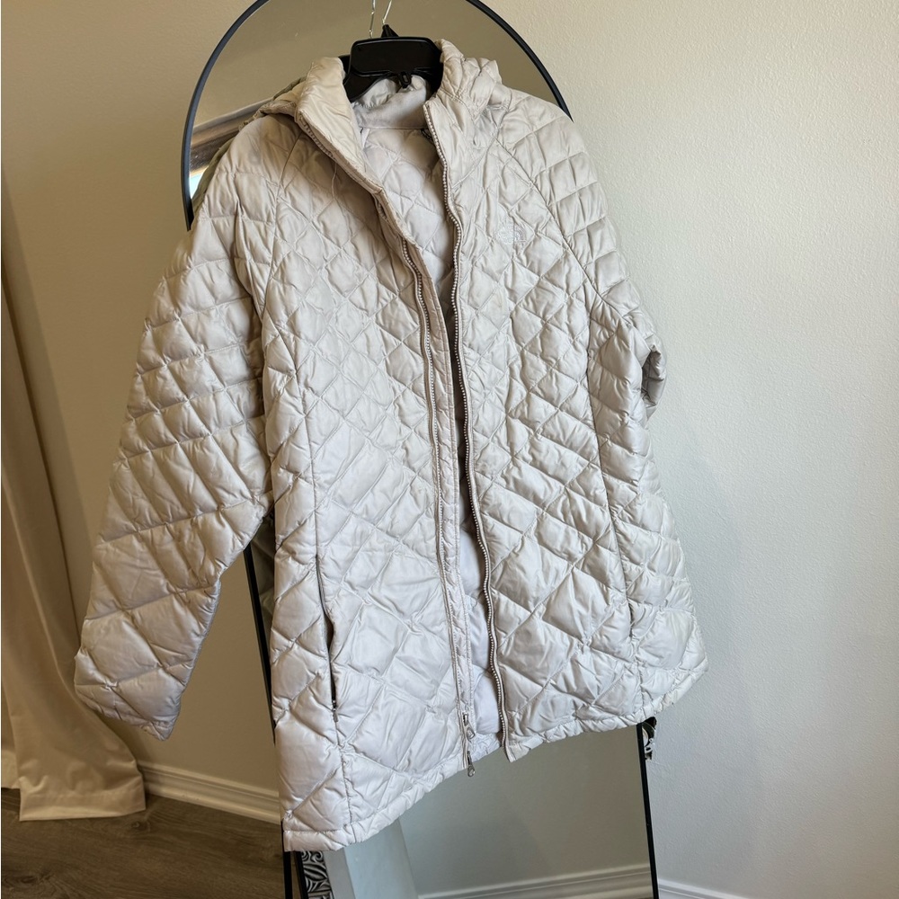 NorthFace Off White Women’s Jacket